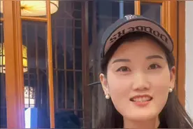 郑万高铁途中的美食 早上吃襄阳牛肉面，晚上吃重庆火锅，郑万高铁拉近了两座城市的距离。#抖音美食推荐官 #襄阳 #重庆 #旅行推荐官视频封面