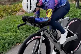 换上封闭轮有种一脚百米的感觉…#骑行 #公路车 #让骑行成为一种生活 #碧云姐姐 #女骑视频封面