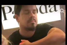 55555感觉打到了爸爸们的心肝儿上了☺️🥹🥹🥹🥹🥹😭😭😭😭😭 #外国萌娃 #萌娃 #爸爸带娃 #宝宝成长记 #打耳洞视频封面