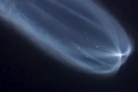 天舟九号尾焰太空水母奇现 