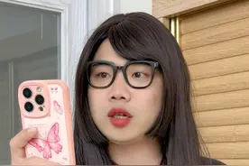 前任哥的爸爸也是会来事的！ #剧情 #周周的周 #哈哈哈哈哈 #前任