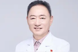 克罗恩病的确诊方法. 一般都是患者有症状过来就诊，有相关症状后我们需要根据肠镜来看。#克罗恩病 #克罗恩患者 #克罗恩肠病 #2025健康许愿池 #抖出健康知识宝藏视频封面