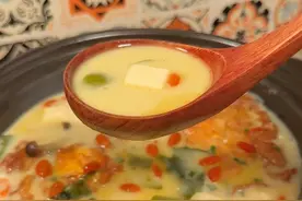 零失败做出超好喝的无刺鲫鱼汤，春天经常要做给孩子喝，高铁又高钙，汤浓味美#鲫鱼豆腐汤#小学生早餐#早餐吃什么#在家做美食#奶白鲫鱼汤 @DOU+小助手