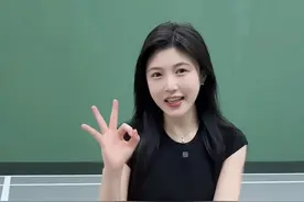 初学者怎么选球拍 一条视频教会你 #爱梨 #羽毛球 #川崎巧克力 #城市羽球风 #羽毛球装备