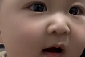 每天睡醒起来 就会开始叫妈妈～小奶音 心都化了#人类幼崽 #萌娃日常 #被你萌化了#又是被女儿治愈的一天 #晒出越养越上头的人类幼崽视频封面