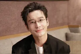 百灵鸟们自信开麦的时间到啦，肯定唱的都比我好！🤭4月29日 晚7点，#来吧来吧来吧 节目直播见，跟我一起唱《空白格》🎙️#合唱