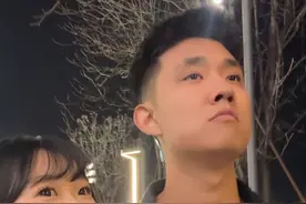 男朋友真的很好捏#侯多余 #姐弟恋 #情侣日常 #儿童心理学视频封面