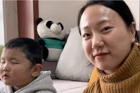 一家四口在成都生活，请了一个育儿嫂阿姨，一个月开销一万多视频封面