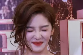 #章若楠 模仿自己跑步动作给自己整害羞啦！#电视剧品质盛典视频封面