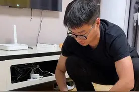 小狗狗的屁是十分臭💩 #柯基 #傻狗的日常 #萌宠出道计划 #动物的迷惑行为 #狗狗的心思都写在脸上了视频封面