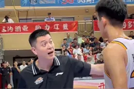 篮球主教练临场指挥原声合集，教练脾气大，张口就是“骂”，有个性的主教练往往更能带领球队取得好成绩！#杨鸣 #杜锋 #篮球视频封面