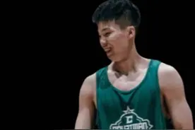 柯冉触底反弹对战超级草根轰下17分！上演实战大风车扣篮！