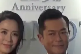 #古天乐 #宣萱 荧幕情侣20年，默契如初，两人在一起绯闻多年，外界有公布恋情，但一直没有公开！ 两人开心的像个孩子，好像古校长只有在宣萱面前才会放声大笑，期待他们官宣的那一天，多少人会送上祝福！祝有情人终成眷属❤️视频封面