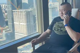 @坤哥的日常生活 没有永远的朋友。只有永远的利益，当你闯荡几年社会以后，你就会明白人际关系的本质就是价值的互换，当自身还不够具有价值的时候，你会发现什么感情都会离你而去，人只有在别人需要你的时候，你才是最珍贵的。#坤坤 #记录真实生活 #热门 #上热门🔥