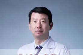 意外的小伤口，怎么正确处理？#硬核健康科普行动 #年度健康知识干货大赏 #科普一下 #受伤怎么处理 #教你一招视频封面