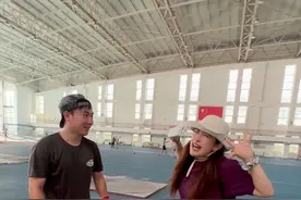 对你我来说，都是折磨吗…… #搞笑 #随机折磨一个路人 #尴尬 #搭讪 #抽象艺术