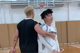 普通爱好者真不一定打的过牛教练，不信的大家可以多去质检下 #实战篮球 #单挑 #百分单挑