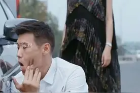 不管是夫妻，是红颜，还是知己，两个人在一起多久并不重要，年龄的差距也不重要，重要的是你有没有在这个人心里，有些人哪怕在一起一天，却在心里呆了一辈子，有些人即使在一起一辈子，却没有在心里呆过一天，真正爱你的人会把你捧在手心，哪怕相隔万里，只要你说，他都会立刻出现在你的面前，这才是真正爱，真正的捧你在手中…#情感 #影视剧 #辛芷蕾 #李乃文