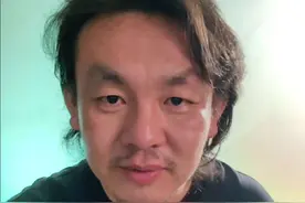吉利高层炮轰比亚迪，是新能源市场竞争进入新阶段。 #吉利汽车 #比亚迪 #新能源汽车 #内卷