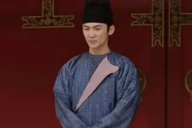 #国色芳华 穿鱼和其他侍卫腰间佩戴“兽尾”的参考文物，正是来自于鸣谢单位陕西历史博物馆的唐代壁画。#跟着国色芳华打卡盛世长安 #国色芳华全都是知识点 #国色芳华市占比登顶 #国色芳华女子本刚视频封面