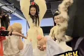 当无量仙翁逛展子……这对吗？ #哪吒之魔童闹海 #哪吒2 #电影哪吒之魔童闹海 #哪吒 #敖丙视频封面