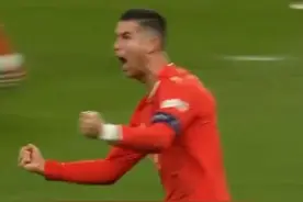 40岁的C罗带领葡萄牙，逆转比分晋级欧国联四强！补射破门全场爆燃🔥拿下职业生涯第929球，刷新吉尼斯纪录#C罗 #欧国联