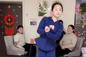 后面舅妈边看边说外甥女越看越好看，可爱，这辈子就没有小棉袄#舞台无处不在 #骗你生女儿视频封面
