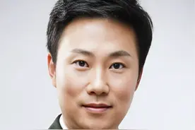 “为了女儿能有一个温暖的环境，如今的他迟迟没有再婚”#明星背后故事 #耿为华 #歌唱家 #花姐明星故事