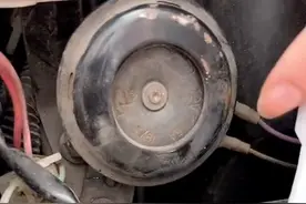 电动车喇叭不响，不花一毛钱就这样轻松解决#电动车维修 #电动车维修每天为您分享电动车实用的知识 #内容启发搜索 #修车 #经验分享视频封面