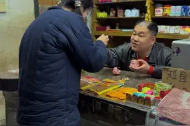 小时候的零食你还记得哪些？#8090后 #童年回忆#记忆中的童年小卖部