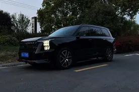开这么帅的七座大SUV 🚗加满92随便跑呀 #传祺gs8 #拍车仪式感 #支持国产视频封面