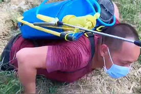 为身残志坚的他一个鼓励吧🙏 #上热门🔥 #抖音传递正能量 #正能量 #身残志坚 #农村生活 @DOU+上热门