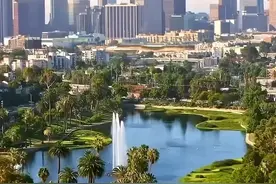 天使之城洛杉矶 全球拥有最多汽车的城市 拥有最发达的高速公路 美国第二大城市 #洛杉矶#美国#加州#城市风景#治愈系风景视频封面