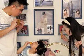 渠诗曼小朋友开荤仪式圆满成功#皇宠辅食碗 #开荤仪式 #二胎