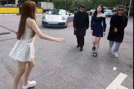 “现在的超级富婆都这么有实力了吗”＃口味王520狂欢节 #爱你一万年 #这波玄学操作真能中大奖视频封面