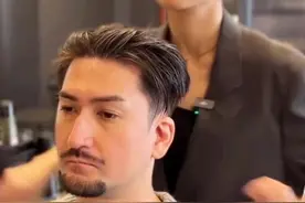 沉浸式体验日式理发店的美女理发师洗剪吹和按摩过程#解压