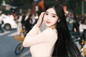 珊珊｜成都街拍#成都约拍 #给陌生人拍照 #街拍美女 #甜妹 #搭讪 @珊酱又饿了视频封面