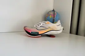 吃土7pro来了😡😡#赤兔7pro #爆改跑鞋视频封面