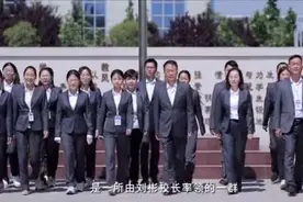 欢迎2023年优秀初三毕业生报考睢阳区弘深高中#中考倒计时视频封面