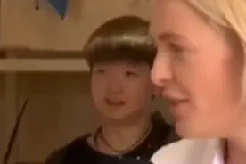 【莎头】2018年青奥会采访（柱子后）#王楚钦孙颖莎 #莎头组合视频封面