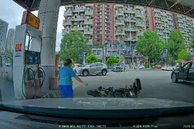 注意安全啦 #第一视角 #机车小姐姐 #摔车视频封面