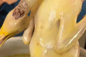 茂名的白切鸭竟然比白切鸡更鲜甜更嫩滑，做法还更简单！#白切 #白切鸭 #iphone13