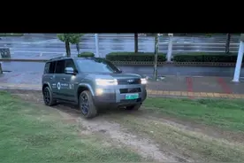 钛7越野能力到底如何？下次我们玩点狠的！#方程豹 #比亚迪 #7你钛美 #共赴山海一路向野 #钛7越野