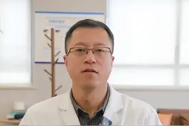 告诉大家一个好消息: 现在异地就医备案直接可以在网上操作了，不需要大家再跑回老家去办理了，省时 省钱又省力#医者仁心 #异地就医备案 #就医指南 #来沪就医视频封面