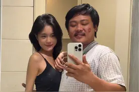 你一天一口一个亲爱的对方#婚后生活 #甜甜的恋爱 #对镜拍视频封面