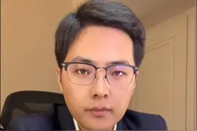 女司机恶意变道别车，被男子拖出车内暴打，事后还贼喊捉贼。#以案说法 #别车 #路怒症 #法律视频封面