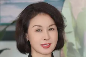 章泽天，身价高达600亿！花瓶从来不是她的标签！#奶茶妹妹#刘强东#章泽天#女性成长#抖音小助手视频封面