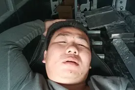 货拉拉司机一个32元订单搞了一个多小时，饭钱有了准备回家