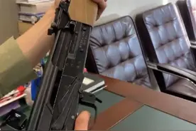 莫洛特.308温彻斯特#武器 #军迷发烧友 #国外合法拍摄国内请勿模仿 #军迷 #国外合法持枪视频封面