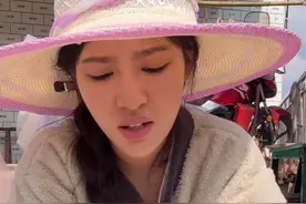 阿梓的家人 #阿梓不可爱 #阿梓不可爱尬舞 #恶龙咆哮 #我爸在杭州当保安 #回村的生活 @阿梓不可爱视频封面